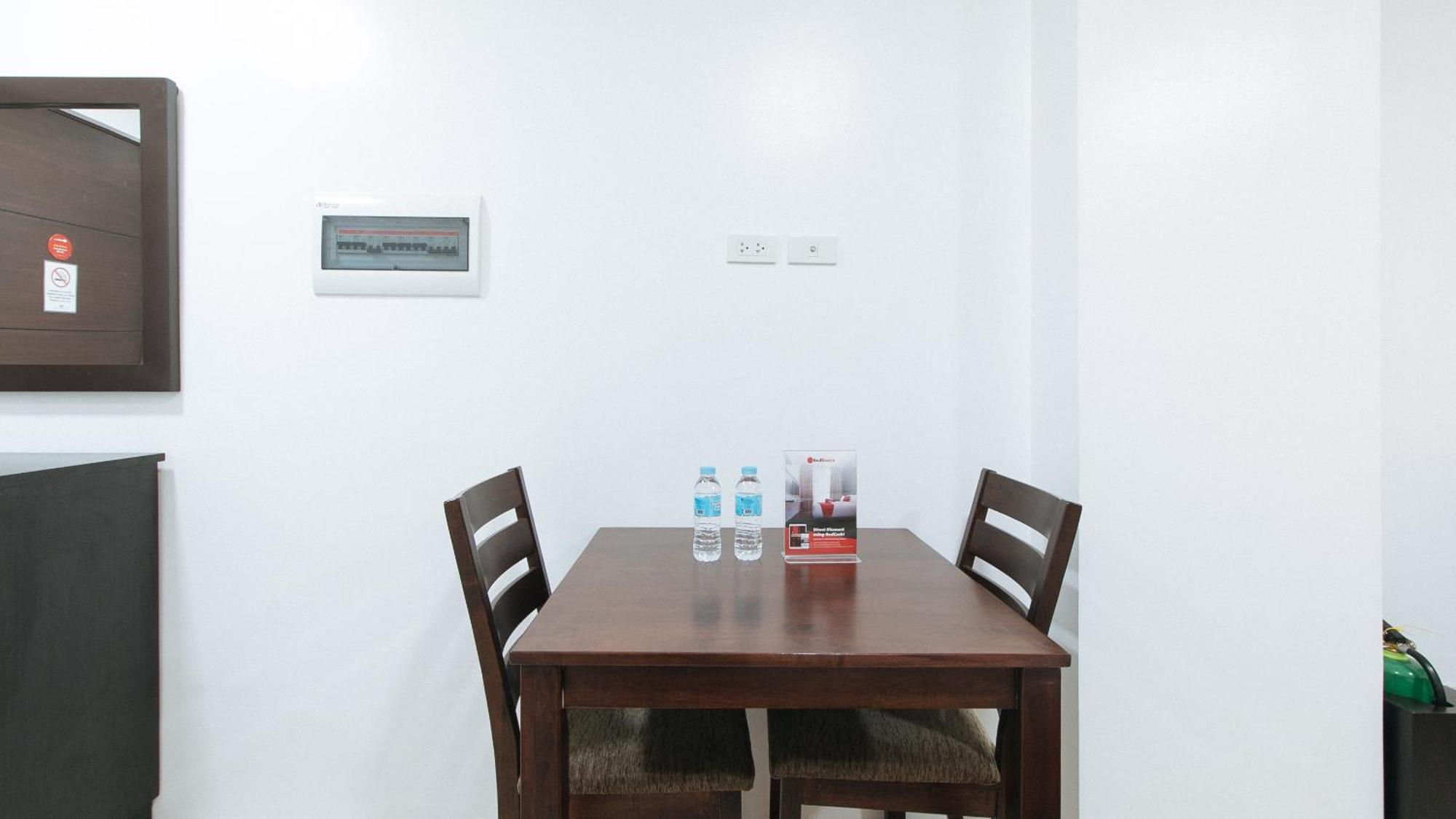 Reddoorz Plus At Evangelista Street Makati San Pedro Makati Eksteriør billede