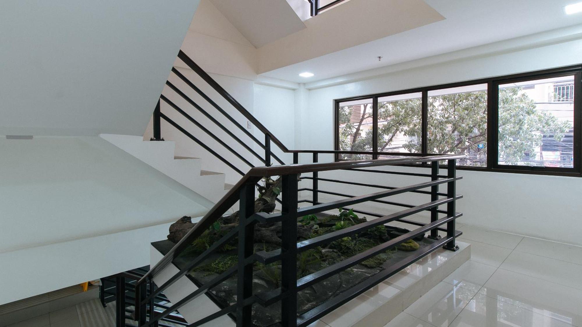 Reddoorz Plus At Evangelista Street Makati San Pedro Makati Eksteriør billede